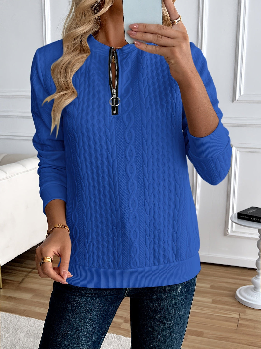 Elsa – Chic Half-Zip Pullover Sweatshirt in Solid Color