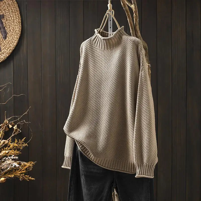 Women's Sweater - Luxurious Softness & Timeless Elegance