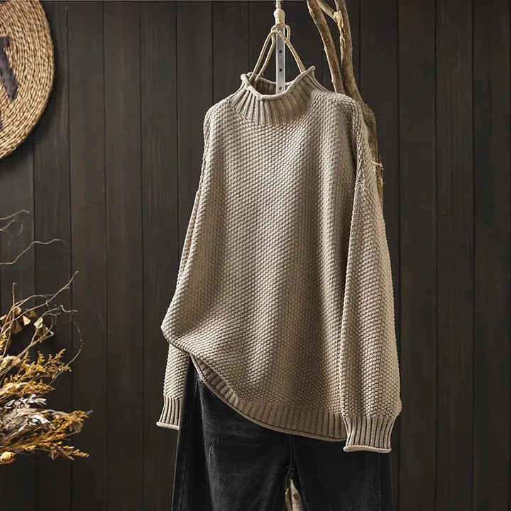 Women's Sweater - Luxurious Softness & Timeless Elegance