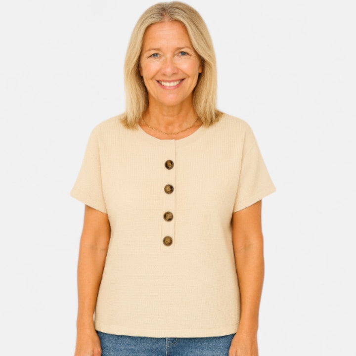 Siv™ - Buttoned comfort T-shirt