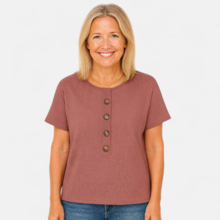 Siv™ - Buttoned comfort T-shirt